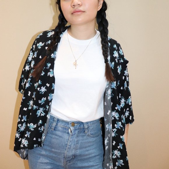 Garage Floral Kimono - Picture 1 of 3